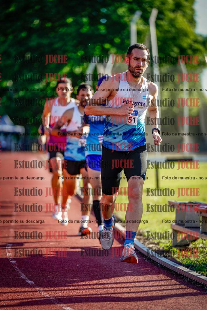 Fotos de los 3000 m llanos de varones