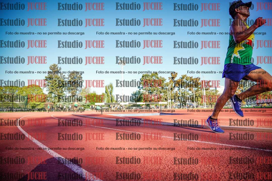 Fotos de los 3000 m llanos de varones