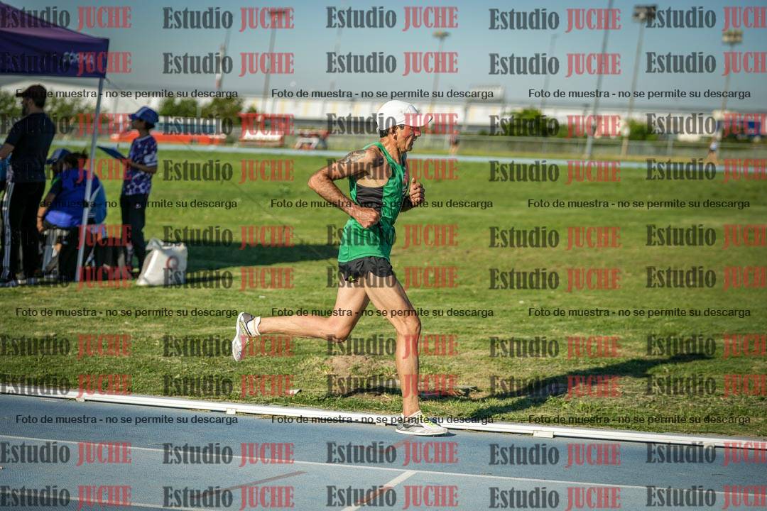 Fotos de los 3000 m llanos de varones