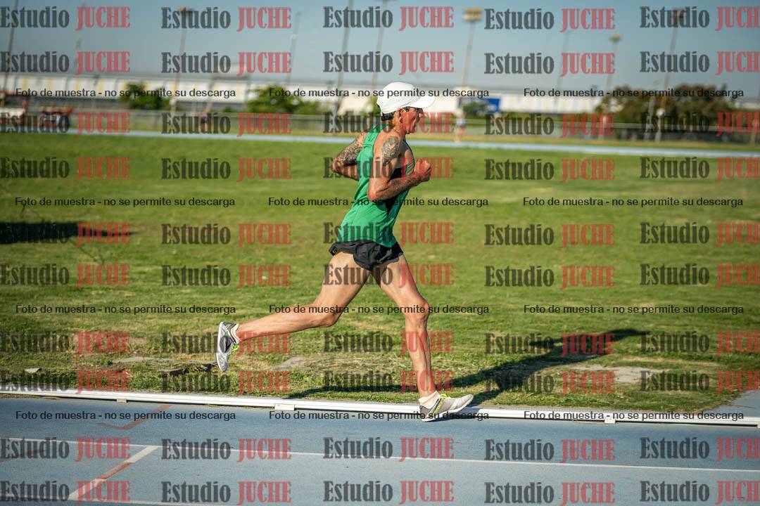 Fotos de los 3000 m llanos de varones