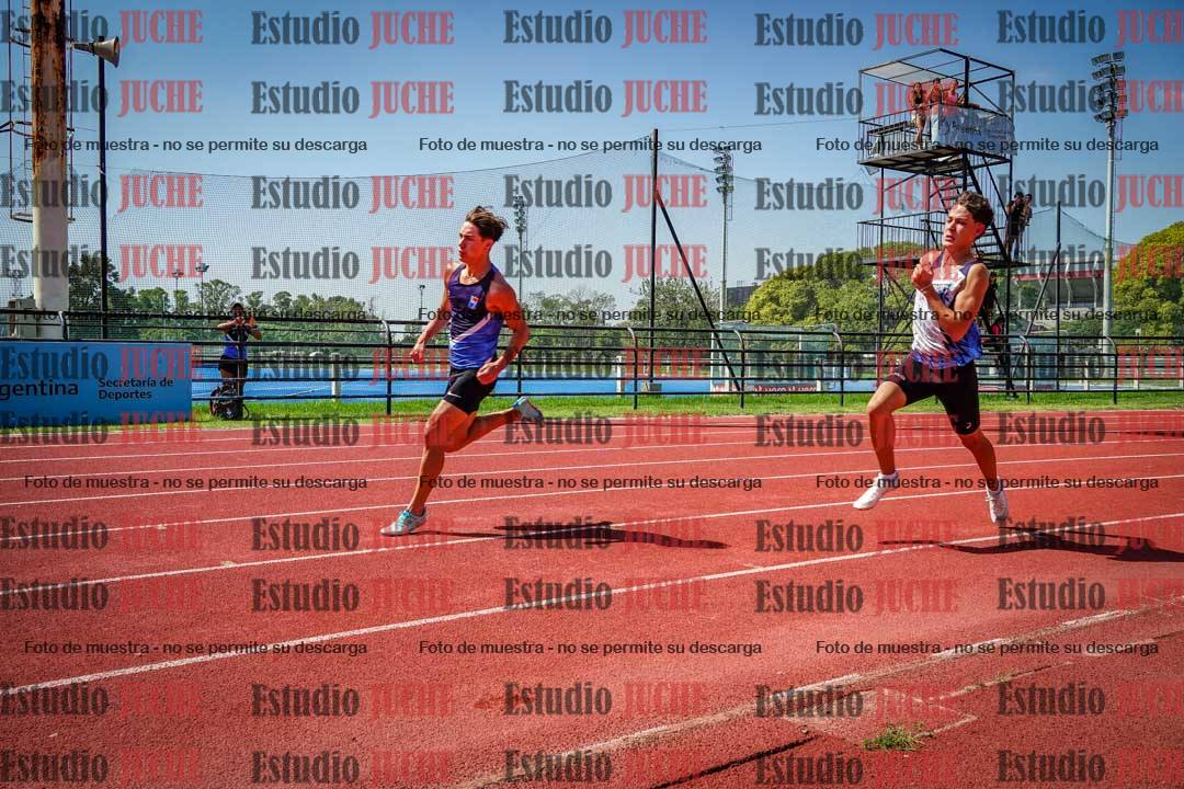 Fotos de los 200 m llanos de varones