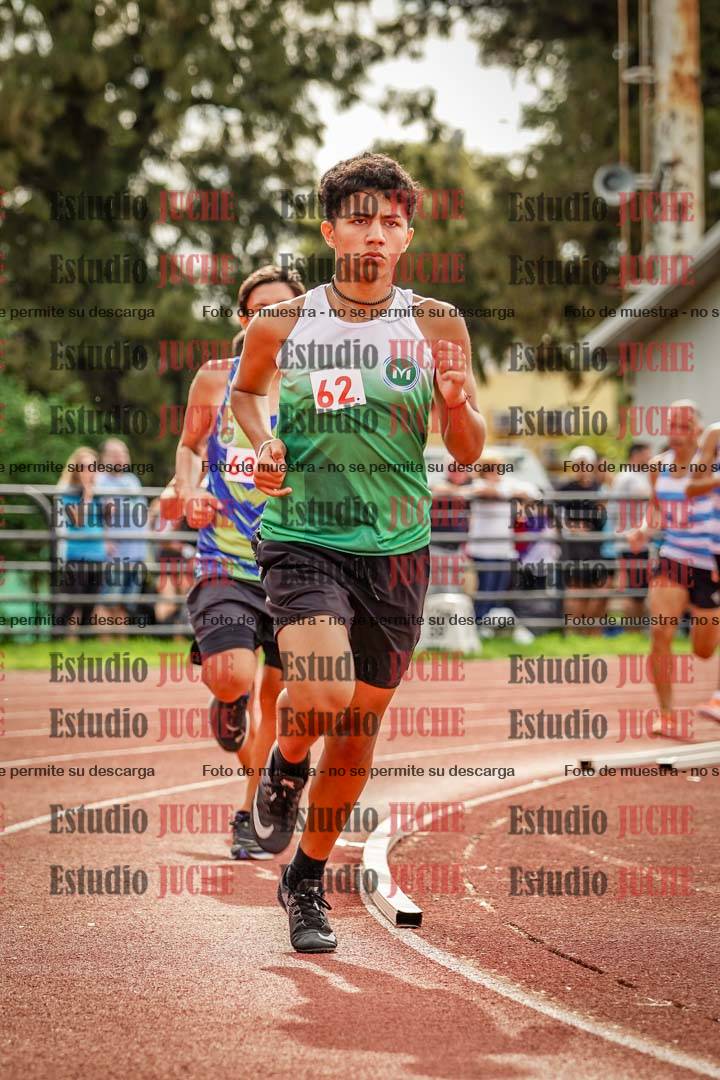 Fotos de los 800 m llanos de varones