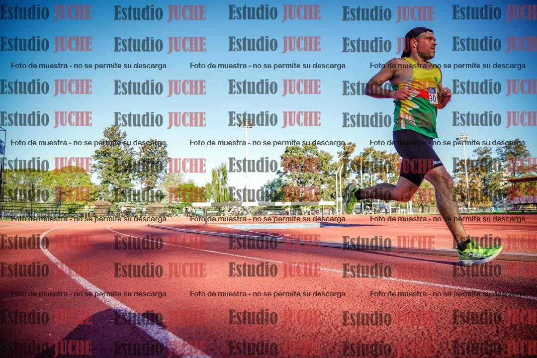 Fotos de los 3000 m llanos de varones