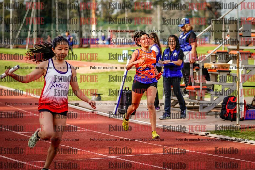 Fotos de las postas 5x80 m llanos de mujeres