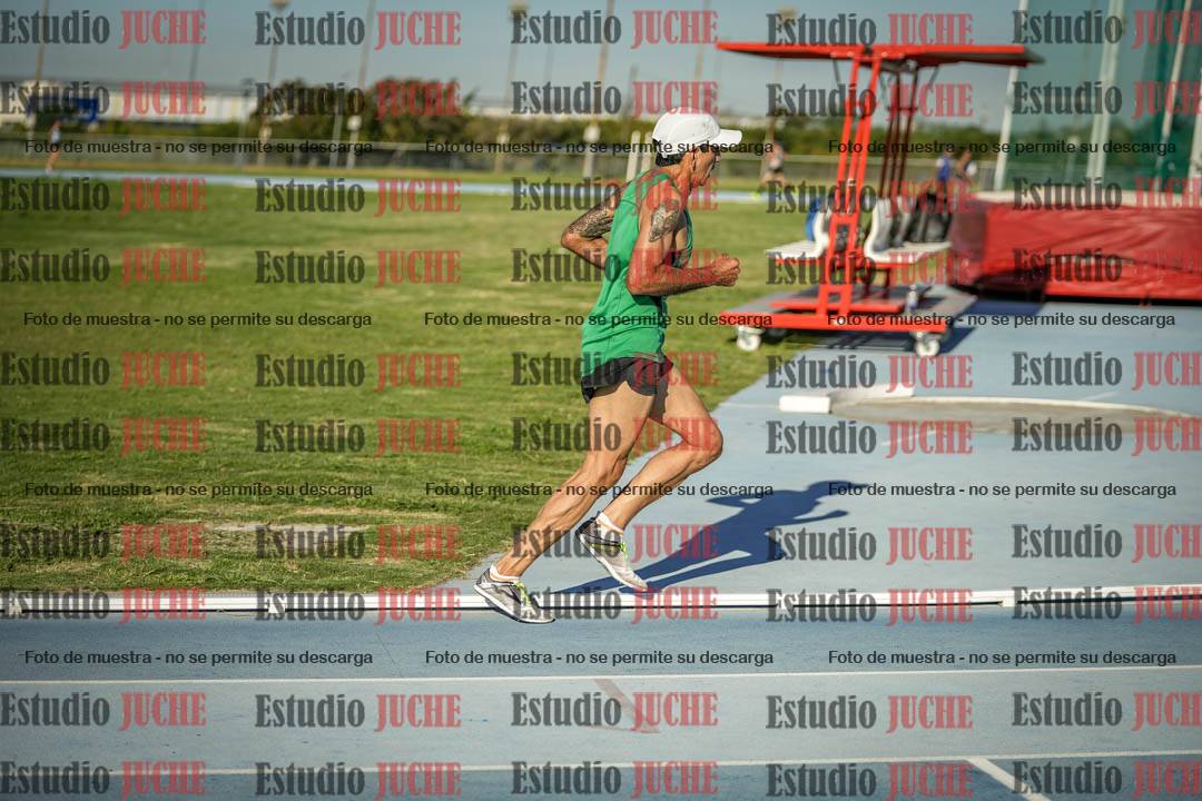 Fotos de los 3000 m llanos de varones