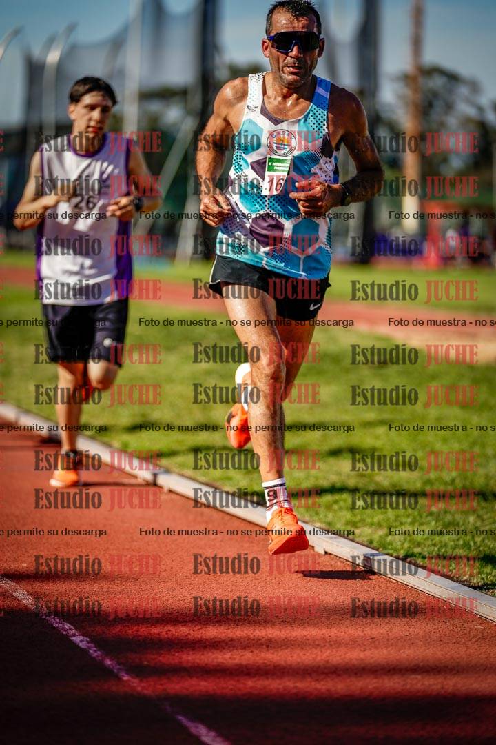 Fotos de los 5000 m llanos de mujeres y varones