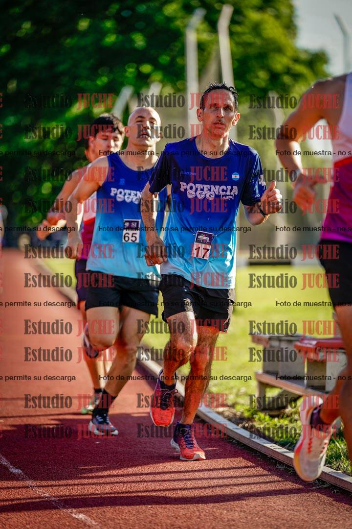 Fotos de los 3000 m llanos de varones