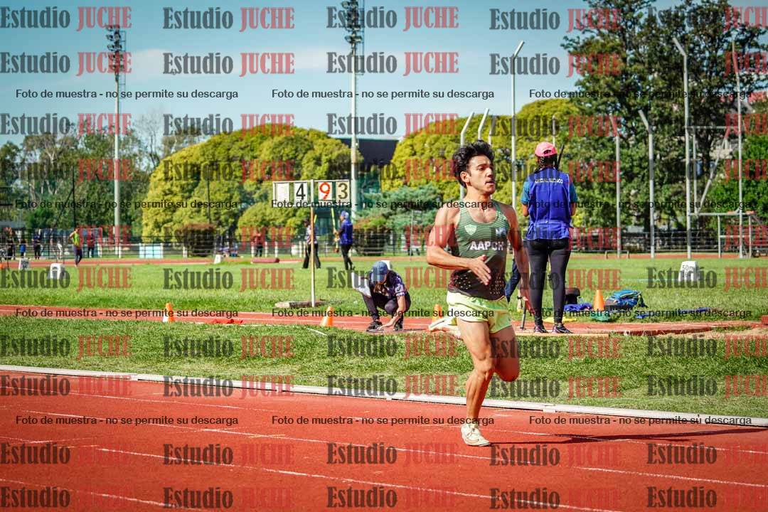 Fotos de los 400 m llanos de varones