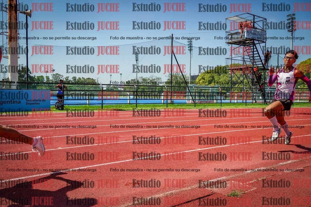 Fotos de los 200 m llanos de varones