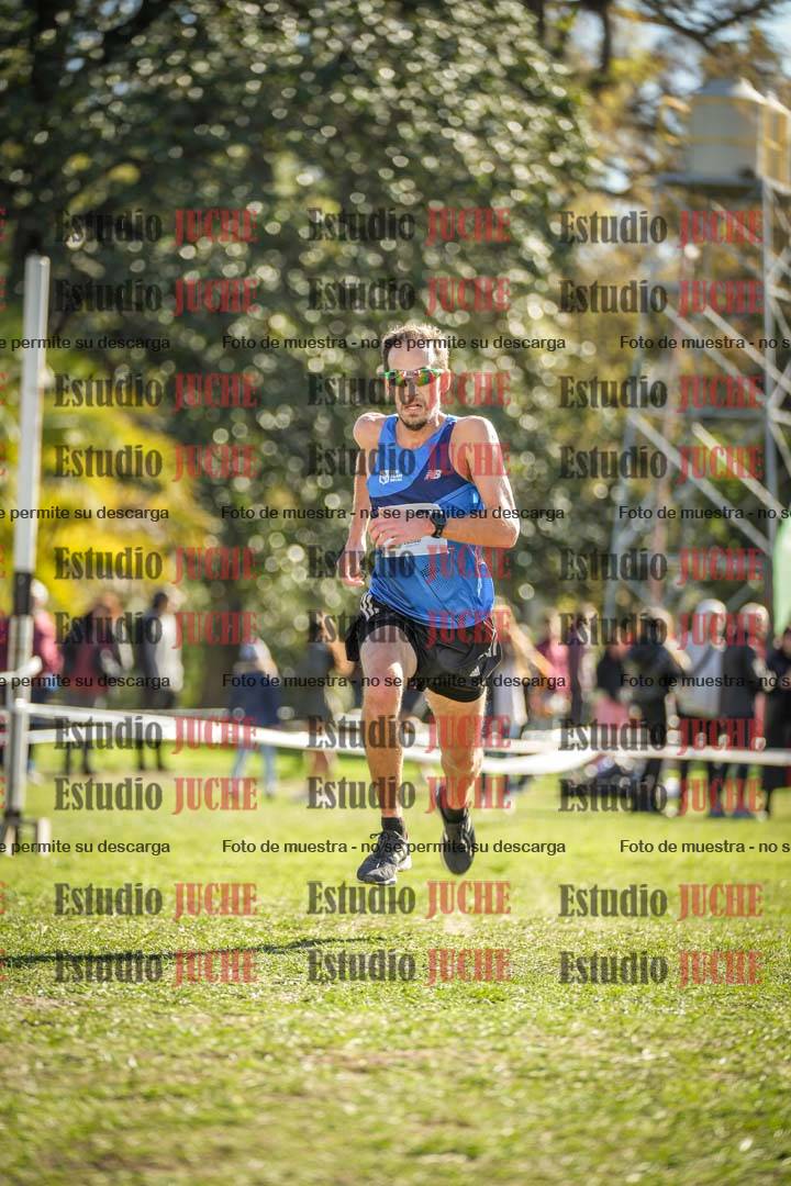 Fotos de la llegada del cross de 8000 m