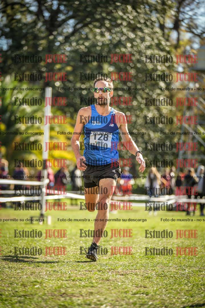 Fotos de la llegada del cross de 8000 m