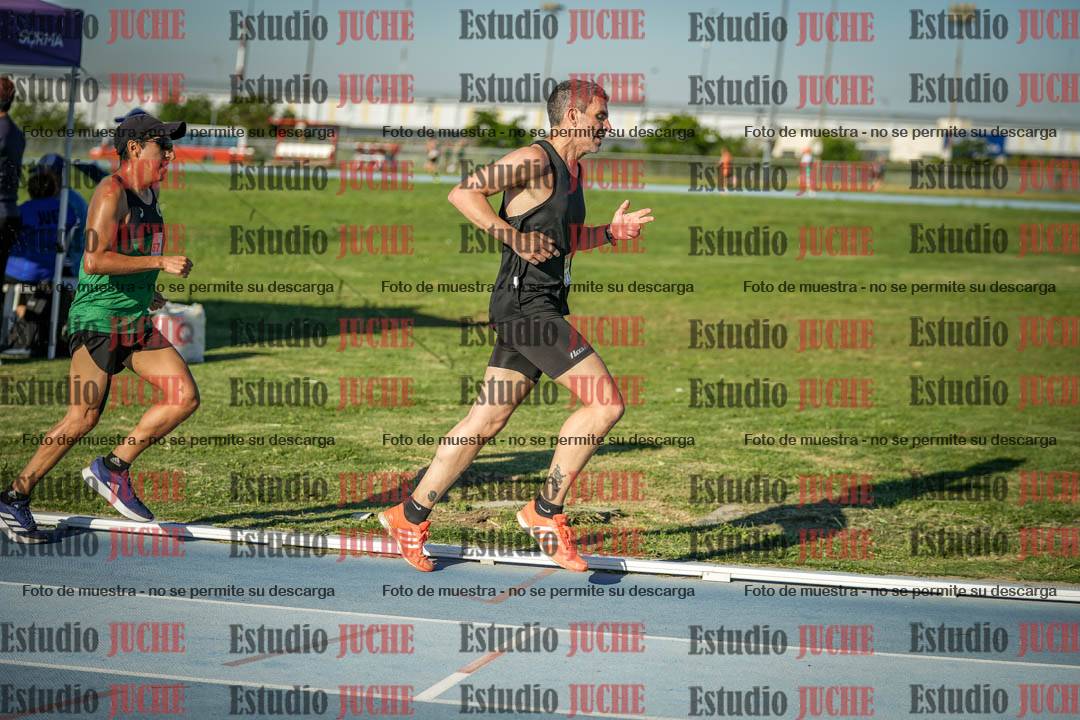 Fotos de los 3000 m llanos de varones
