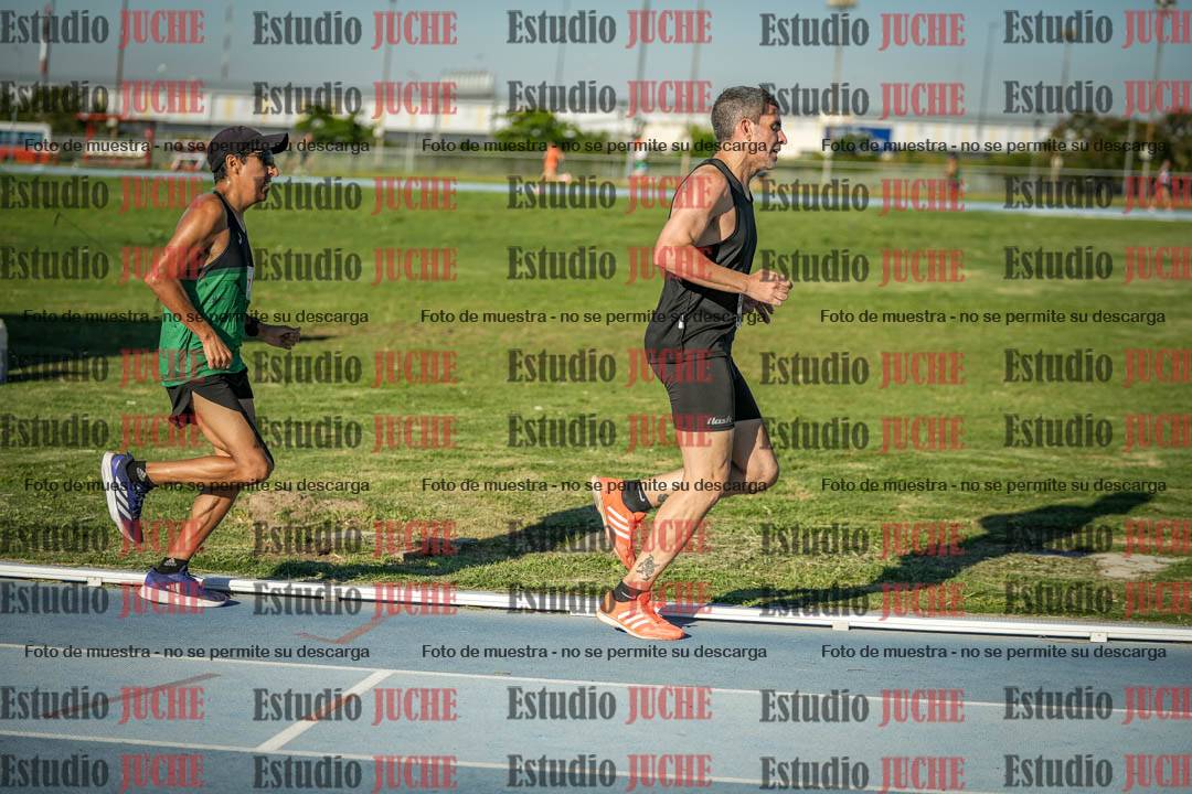 Fotos de los 3000 m llanos de varones
