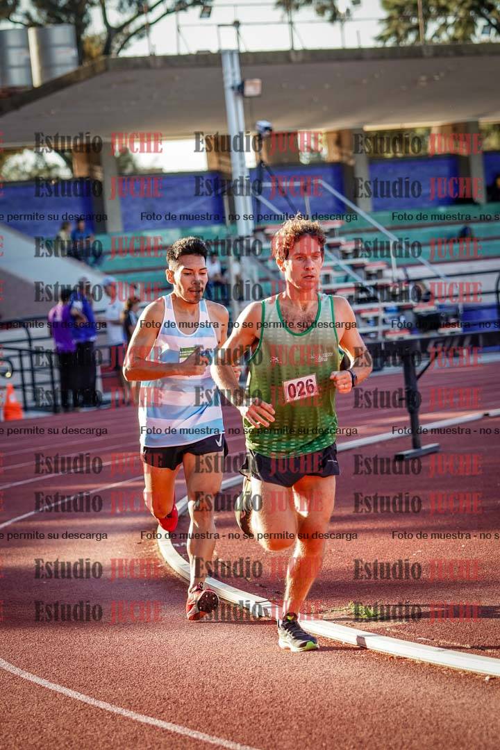 Fotos de los 3000 m llanos de varones