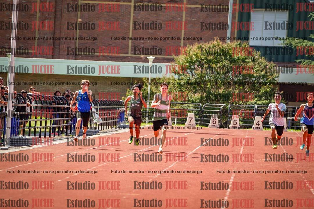 Fotos de los 200 m llanos de varones