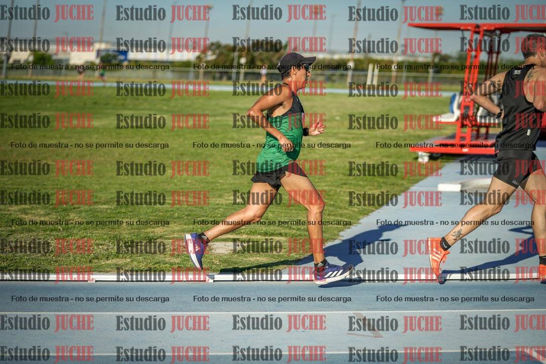 Fotos de los 3000 m llanos de varones
