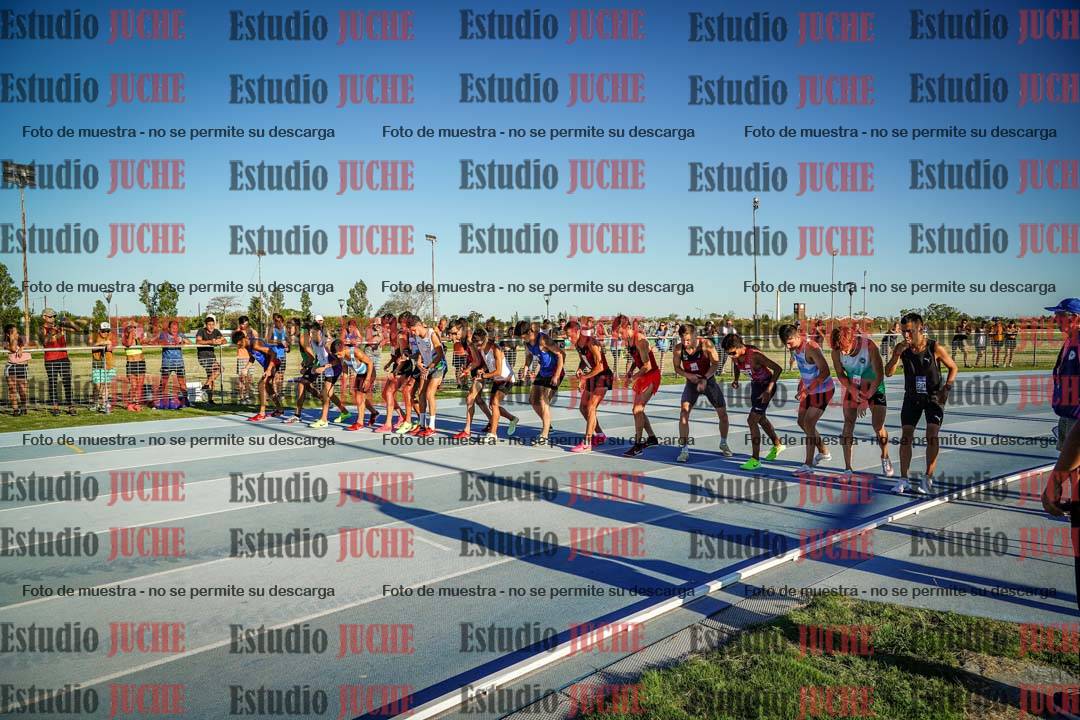 Fotos de los 1500 m llanos de varones
