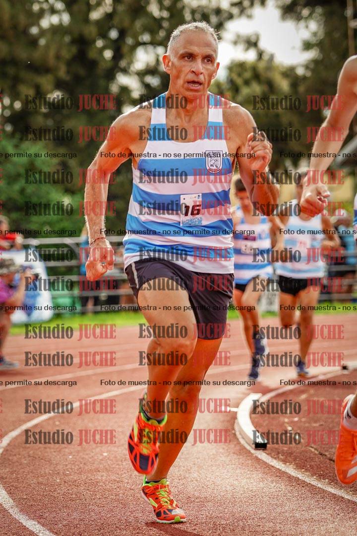 Fotos de los 800 m llanos de varones