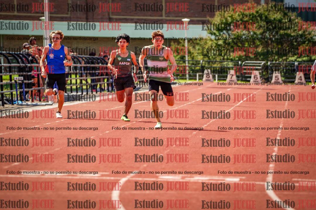 Fotos de los 200 m llanos de varones
