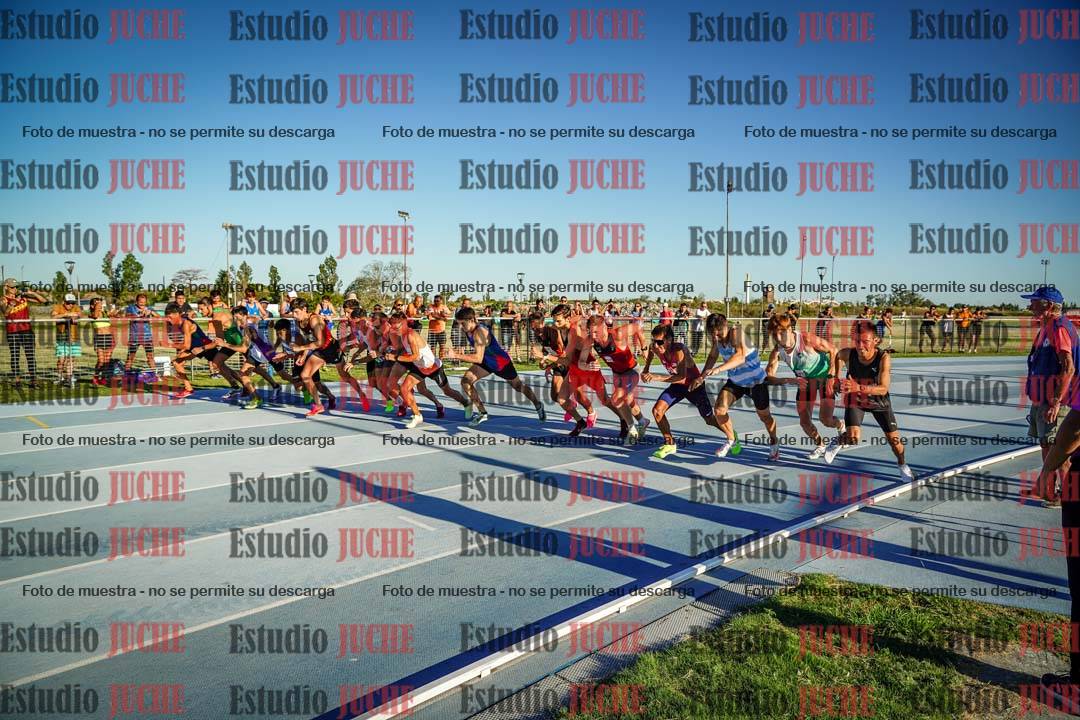 Fotos de los 1500 m llanos de varones