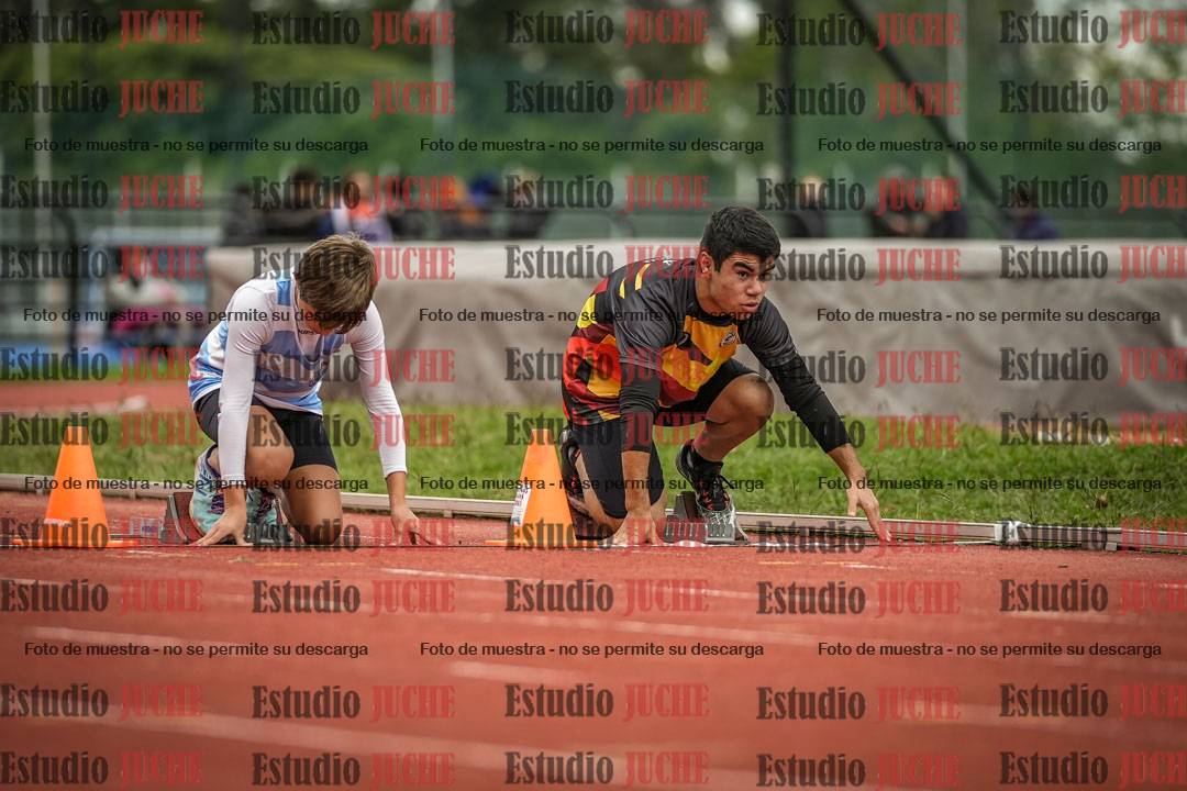 Fotos de los 80 m llanos de varones