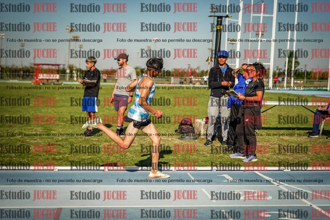 Fotos de los 1500 m llanos de varones