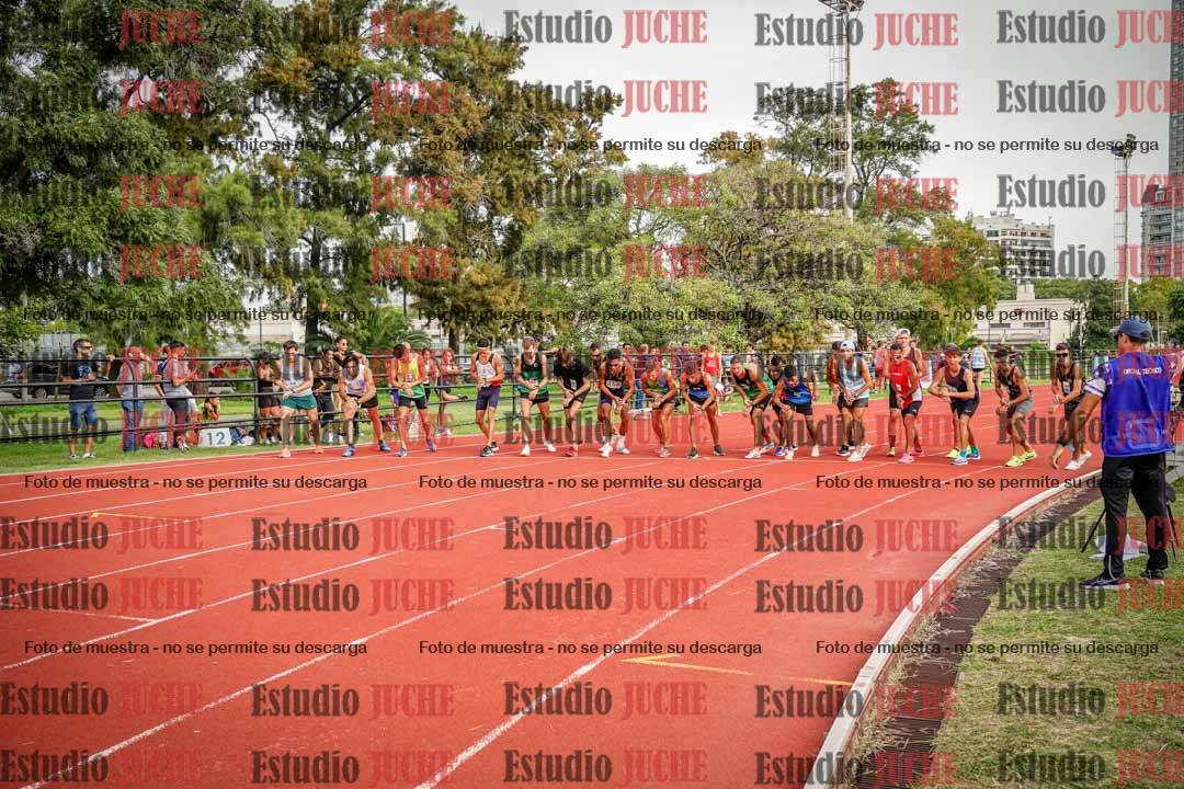 Fotos de los 3000 m llanos de varones
