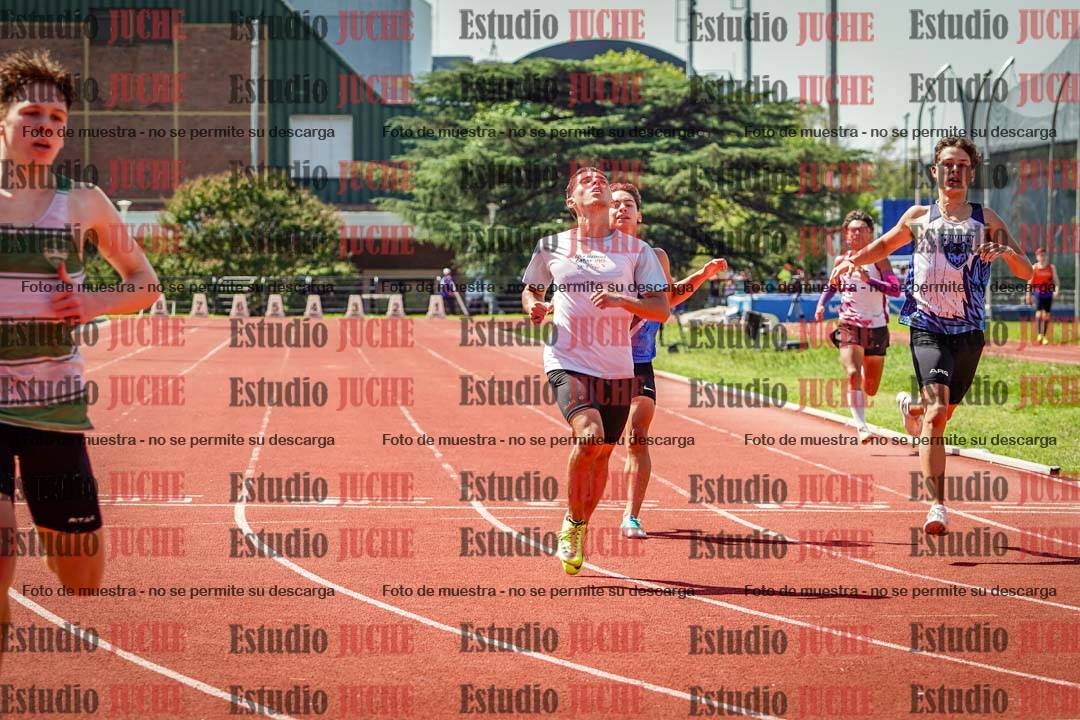 Fotos de los 200 m llanos de varones