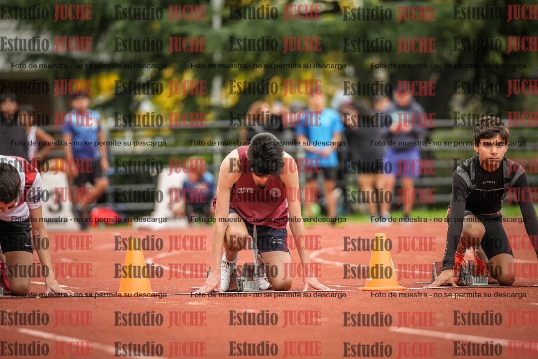 Fotos de los 80 m llanos de varones