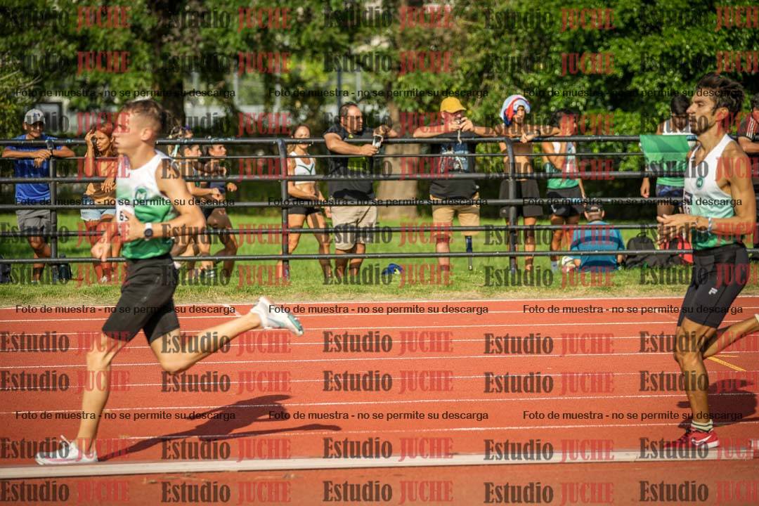 Fotos de los 3000 m llanos de varones