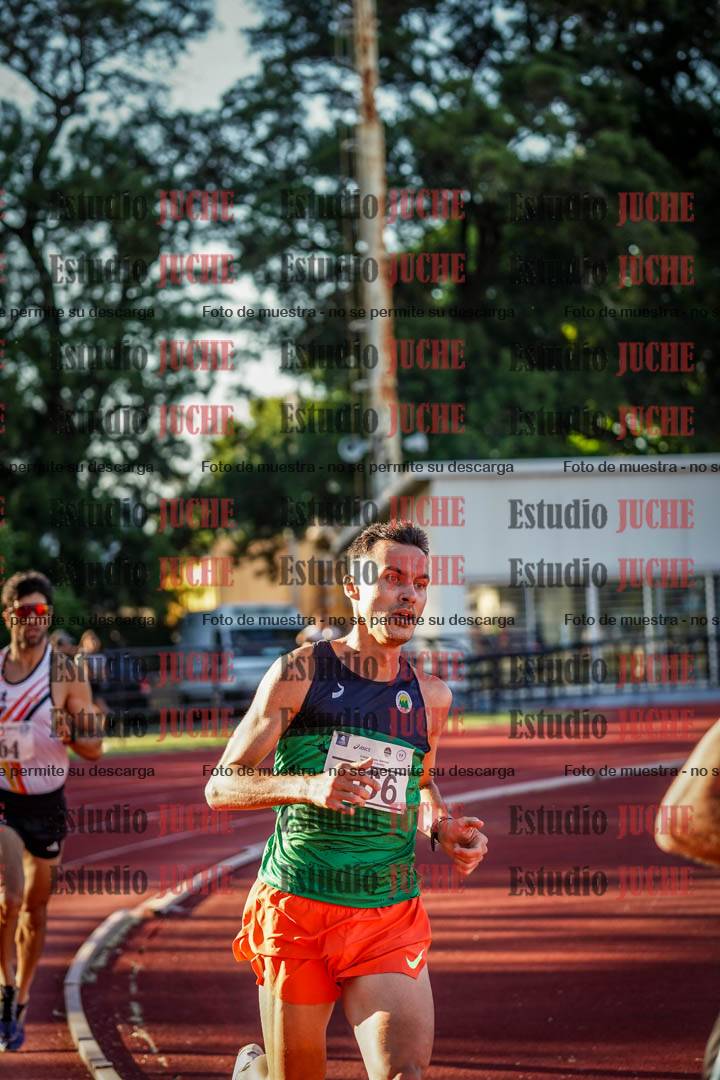 Fotos de los 3000 m llanos de varones