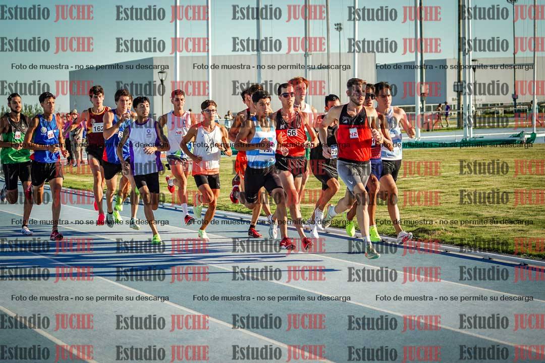 Fotos de los 1500 m llanos de varones