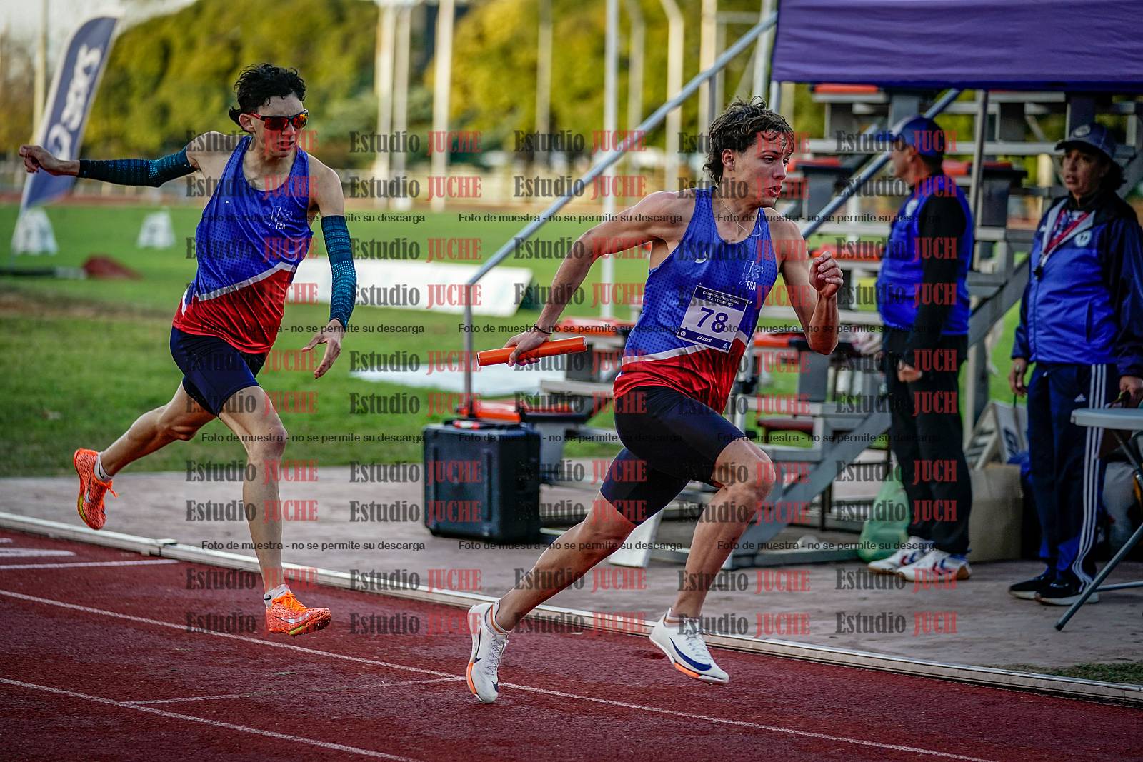 Fotos de las postas 4x400 m de varones