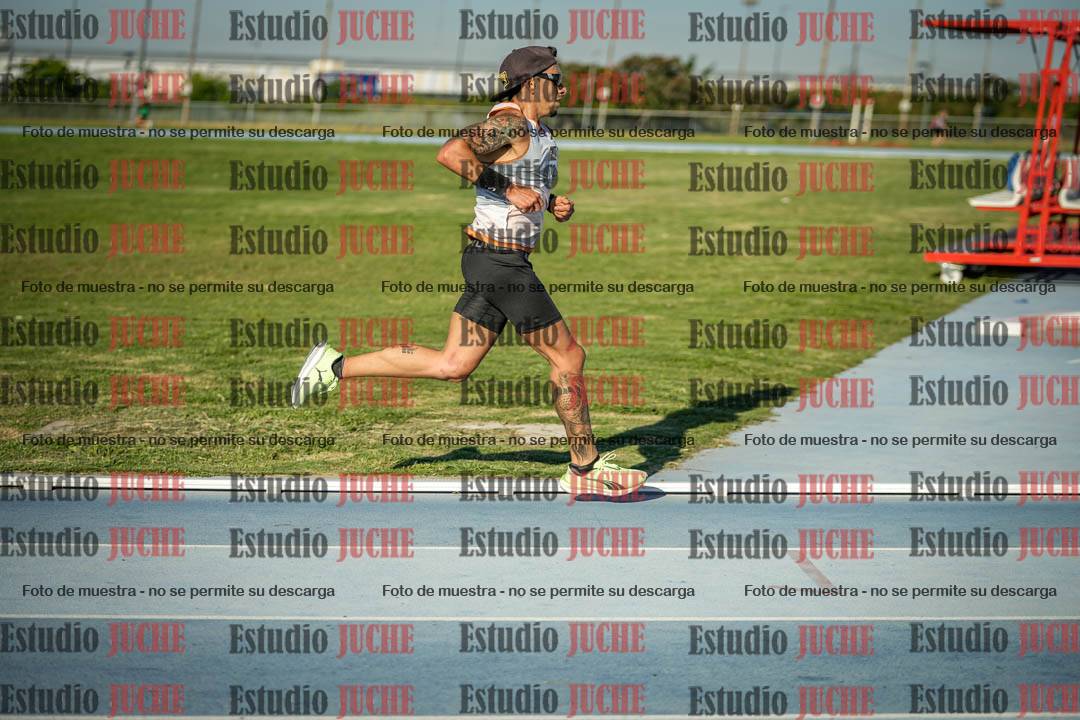 Fotos de los 3000 m llanos de varones