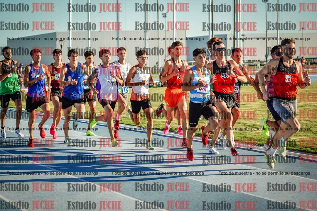 Fotos de los 1500 m llanos de varones