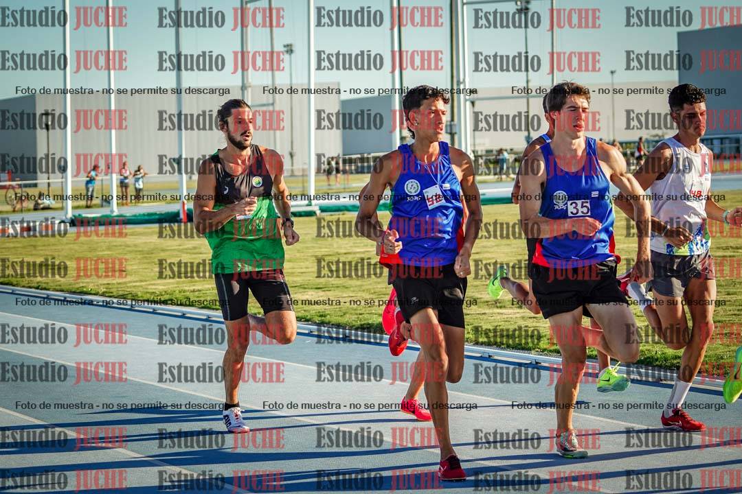 Fotos de los 1500 m llanos de varones