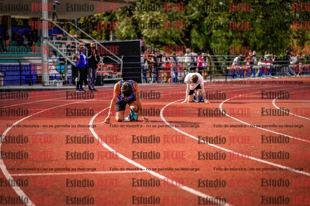 Fotos de las postas 5x80 m llanos de varones