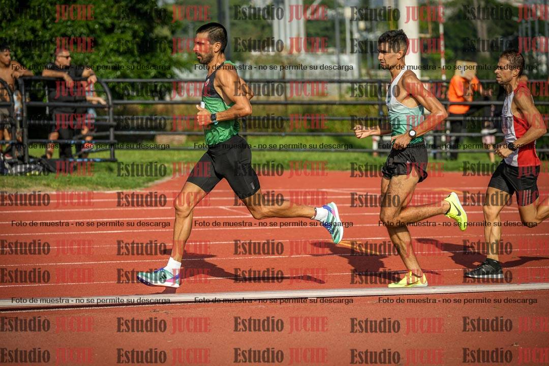 Fotos de los 3000 m llanos de varones