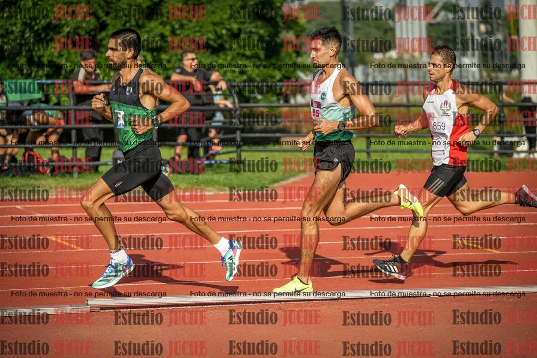 Fotos de los 3000 m llanos de varones