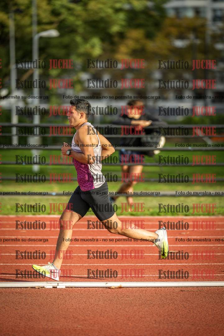 Fotos de los 3000 m llanos de varones