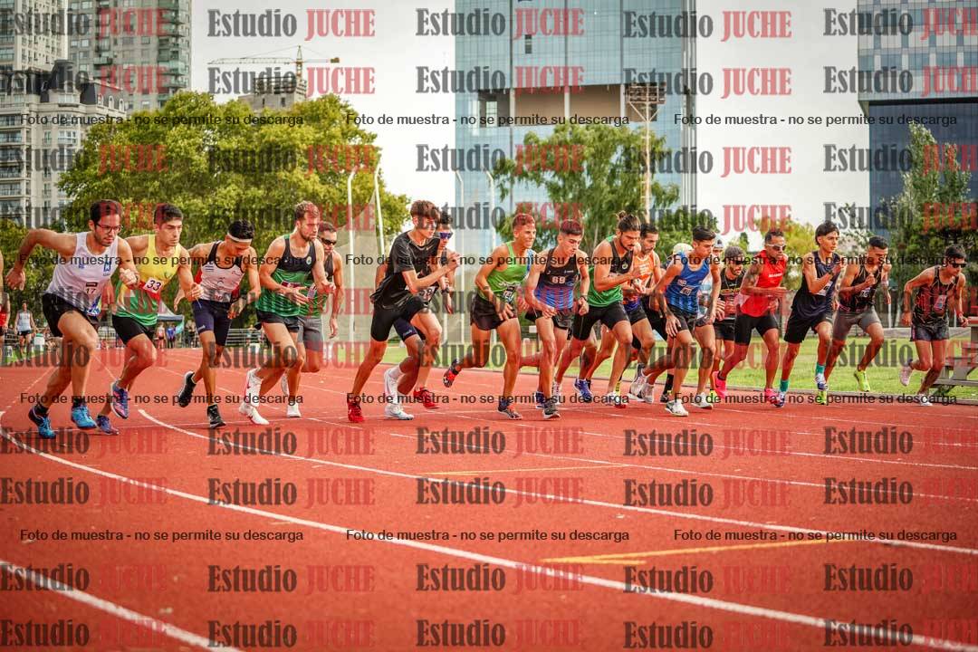 Fotos de los 3000 m llanos de varones