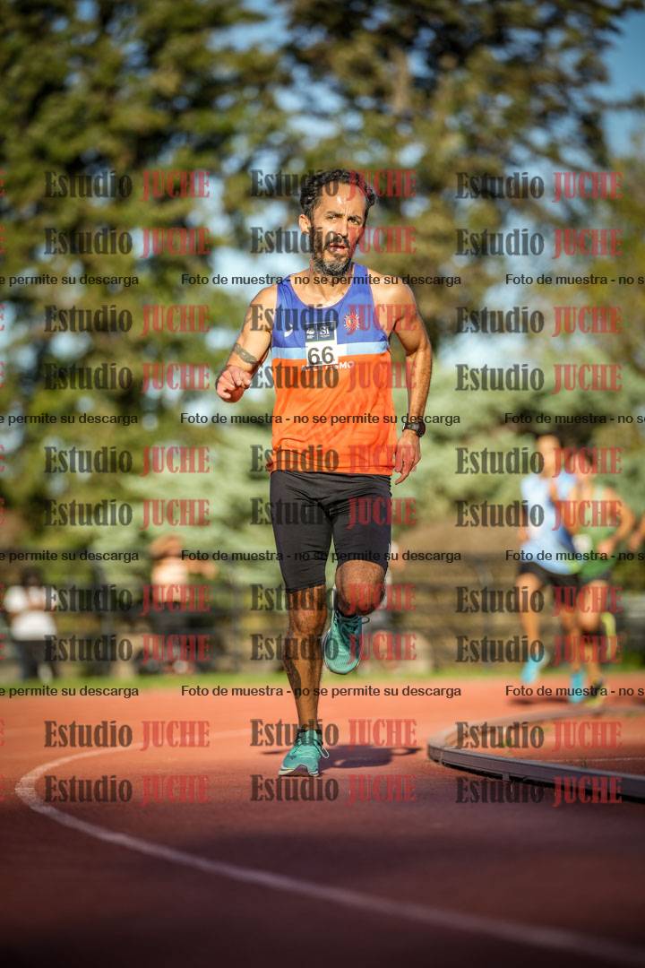 Fotos de los 3000 m llanos de varones