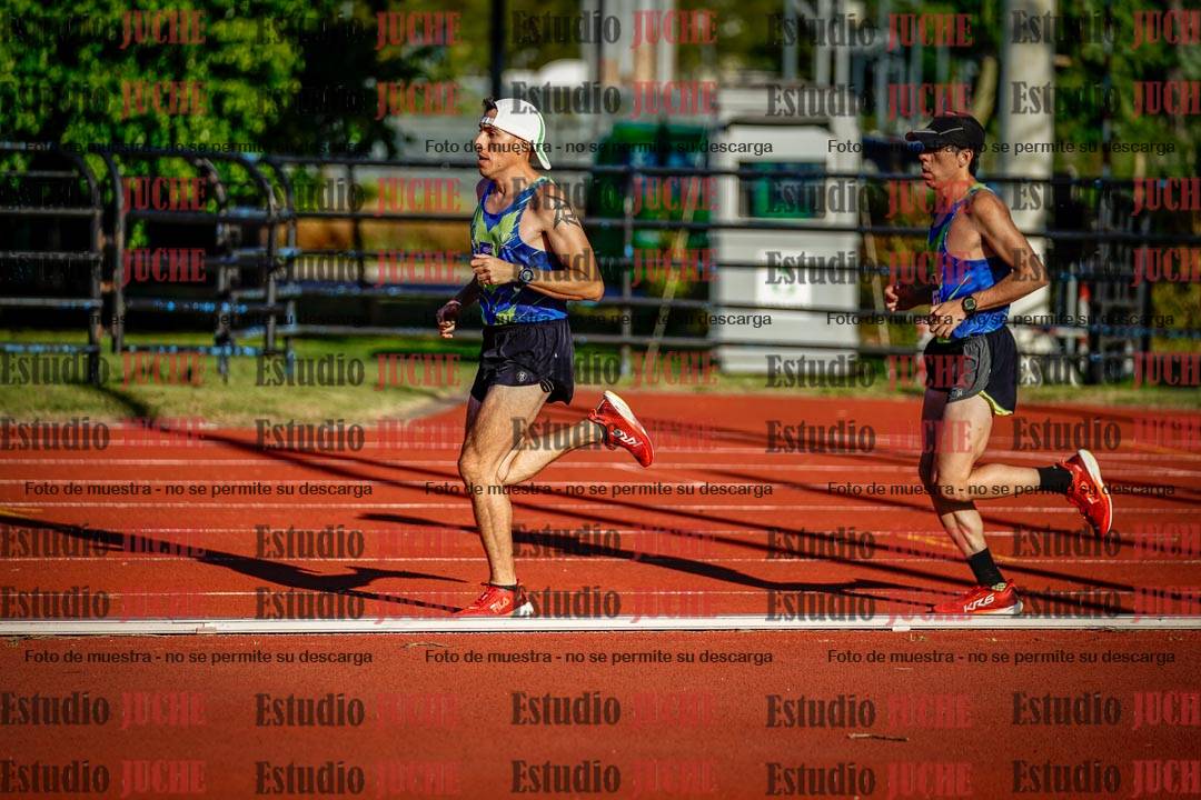 Fotos de los 3000 m llanos de varones