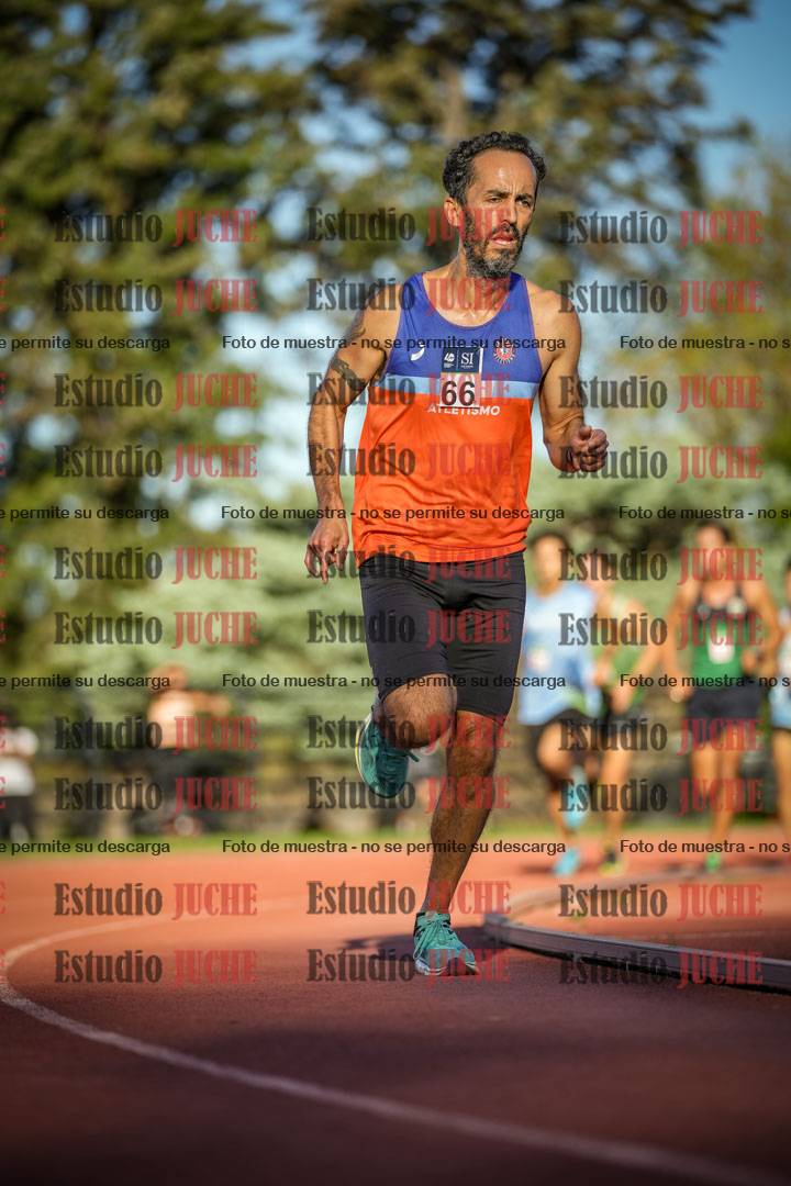 Fotos de los 3000 m llanos de varones