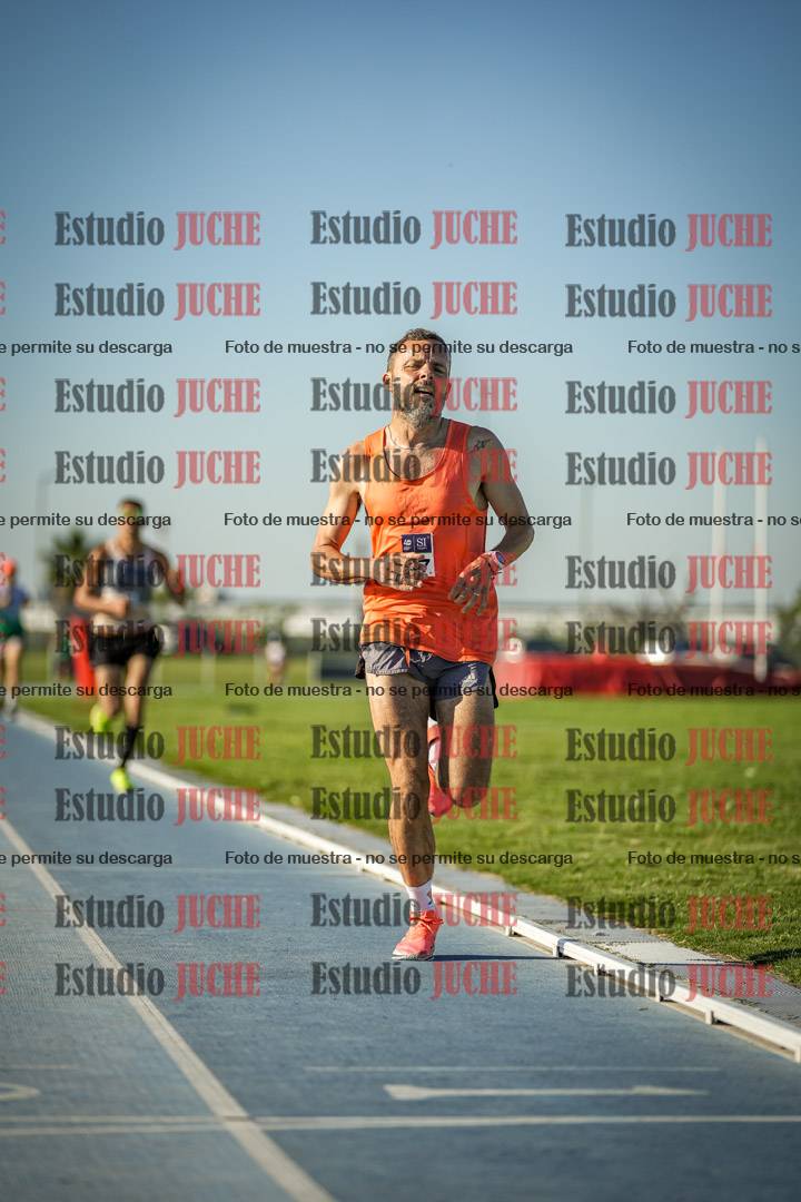 Fotos de los 3000 m llanos de varones