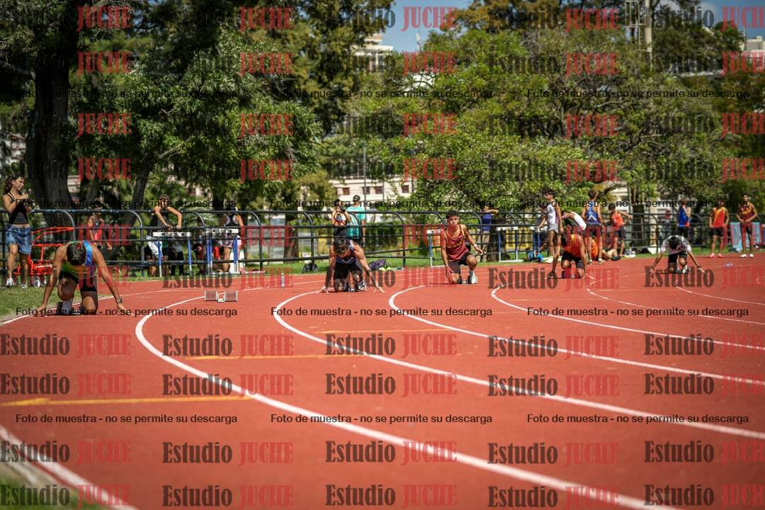 Fotos de los 200 m llanos de varones