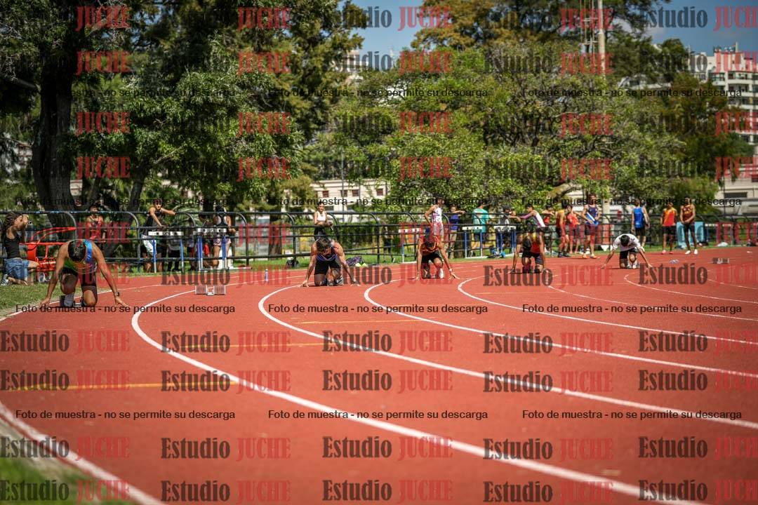 Fotos de los 200 m llanos de varones