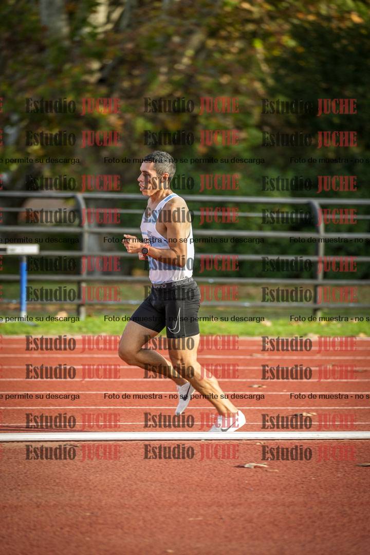 Fotos de los 3000 m llanos de varones