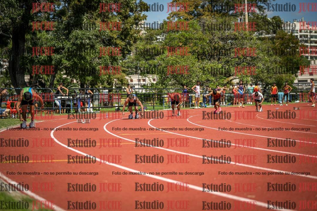 Fotos de los 200 m llanos de varones