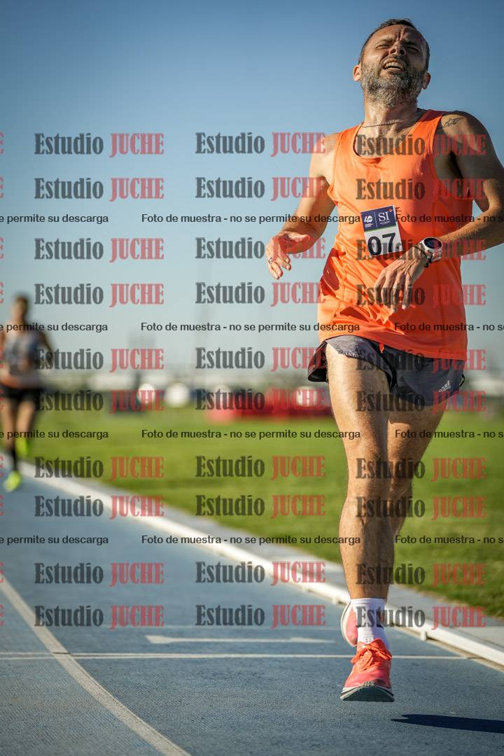 Fotos de los 3000 m llanos de varones